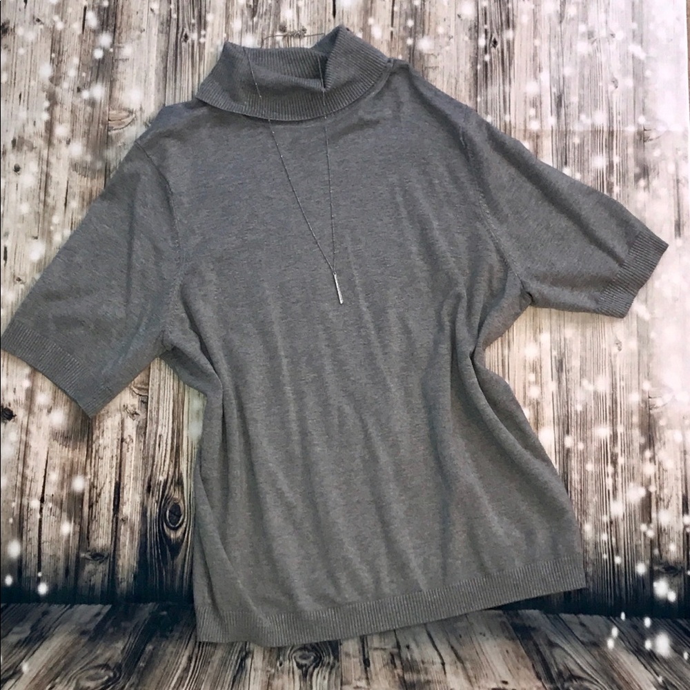 Lane Bryant keyhole turtleneck shortsleeve sweater